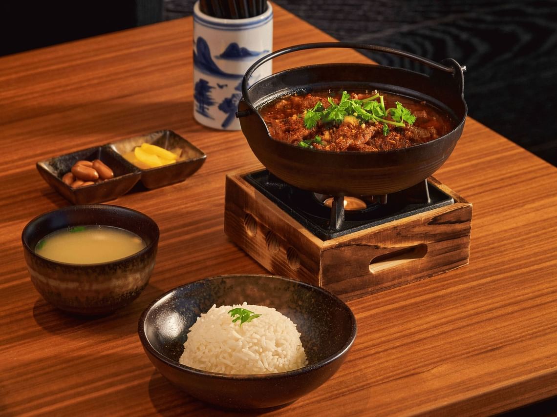 免费享用主菜，品味地道风味