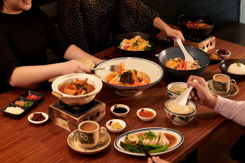 享用免费主菜，品尝当地美食